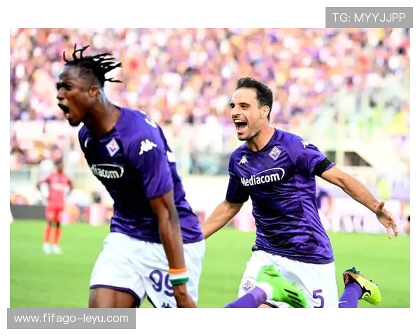 佛罗伦萨队内爆点：关键球员关系紧张，主帅应对策略引热议